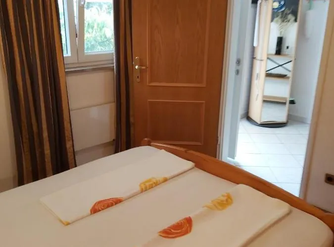 Ferienwohnung Mit 2 Schlafzimmer Oder Studio Apartment - Istrien-Fiorini *