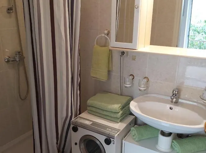 Ferienwohnung Mit 2 Schlafzimmer Oder Studio Apartment - Istrien-Fiorini Vikendica *