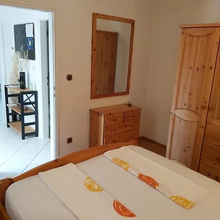 Ferienwohnung Mit 2 Schlafzimmer Oder Studio Apartment - Istrien-Fiorini Brtonigla