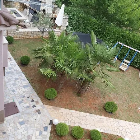 Ferienwohnung Mit 2 Schlafzimmer Oder Studio Apartment - Istrien-Fiorini *