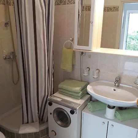 Ferienwohnung Mit 2 Schlafzimmer Oder Studio Apartment - Istrien-Fiorini Holiday home *