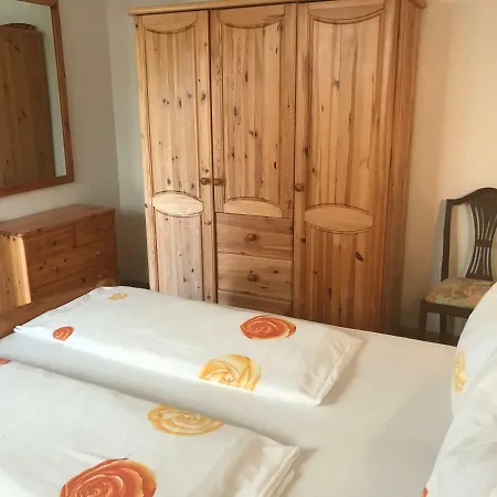 Holiday home Ferienwohnung Mit 2 Schlafzimmer Oder Studio Apartment - Istrien-Fiorini
