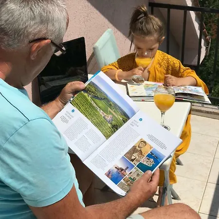 Ferienwohnung Mit 2 Schlafzimmer Oder Studio Apartment - Istrien-Fiorini * Brtonigla